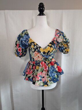 Zara Floral Puff Sleeve Peplum Blouse Cropped Babydoll Cotton Medium Coquette